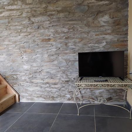 Gite De Charme Rosardenne Vaux-sur-Sure المظهر الخارجي الصورة